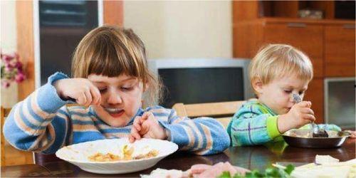 娱乐吃瓜君孩子打酱油